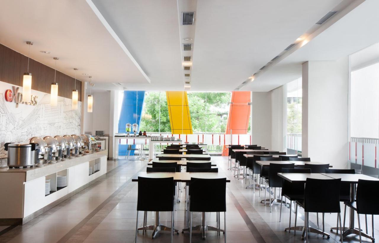 Amaris Hotel La Codefin Kemang Jakarta Exterior photo