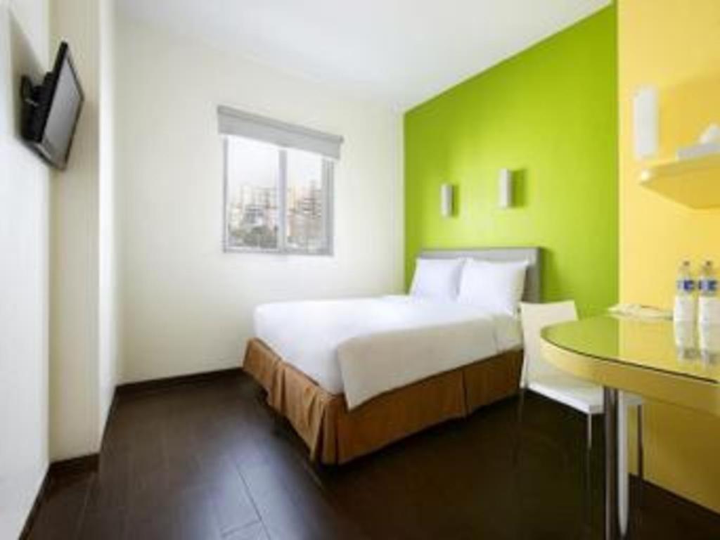 Amaris Hotel La Codefin Kemang Jakarta Exterior photo