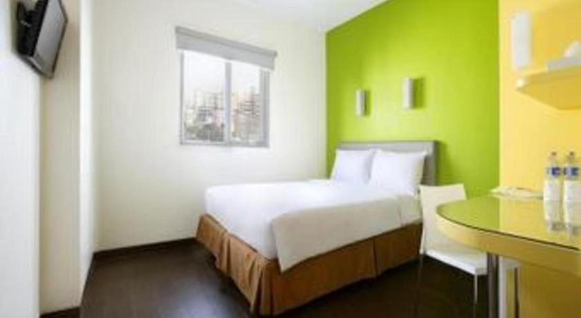 Amaris Hotel La Codefin Kemang Jakarta Exterior photo